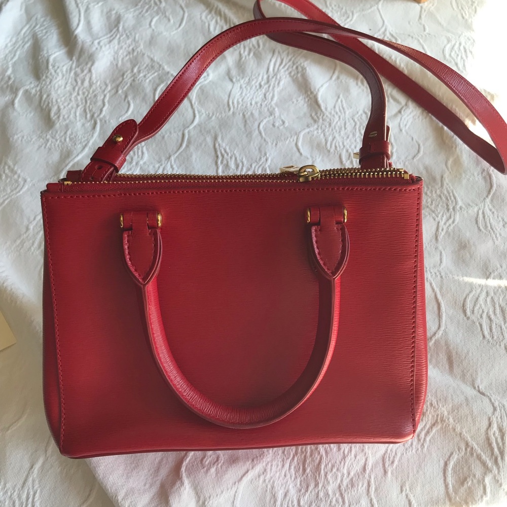 Sold - Picture 3 of 8